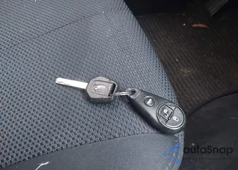 2011 Subaru Forester 2.5X Premium из США, поврежденный, VIN JF2SHADC5BH701215